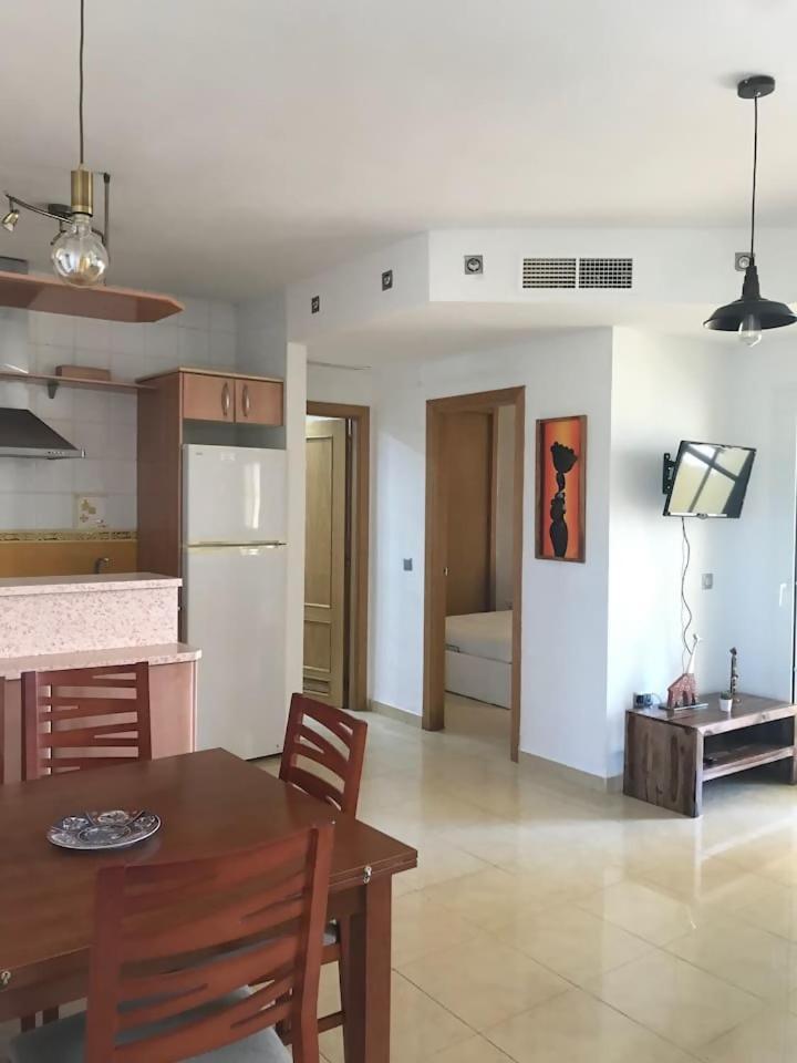 Espectacular Residencial En 1a Linea Con Piscina
