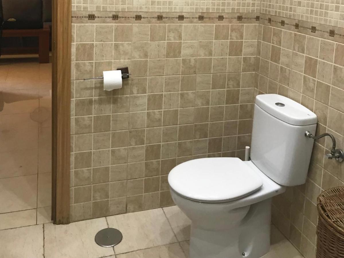 Espectacular Residencial En 1a Linea Con Piscina Benajarafe