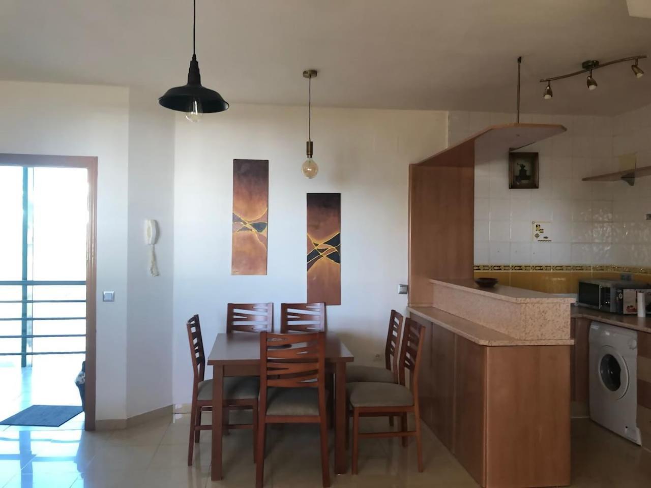 Espectacular Residencial En 1a Linea Con Piscina Benajarafe